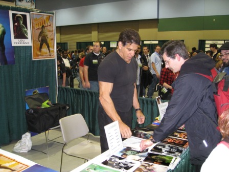 Lou Ferrigno akaThe Hulk Emerald City Comicon 2010