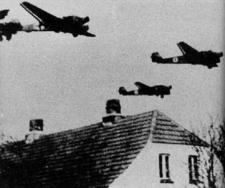 world war 2 planes german. German Ju-52 transport planes